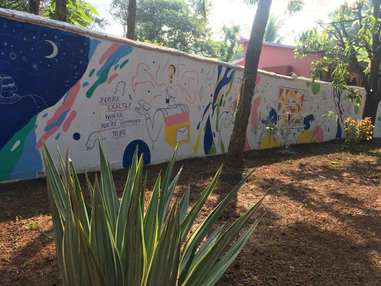 Anjuna By Roadhouse Hostels Goa Dış mekan fotoğraf