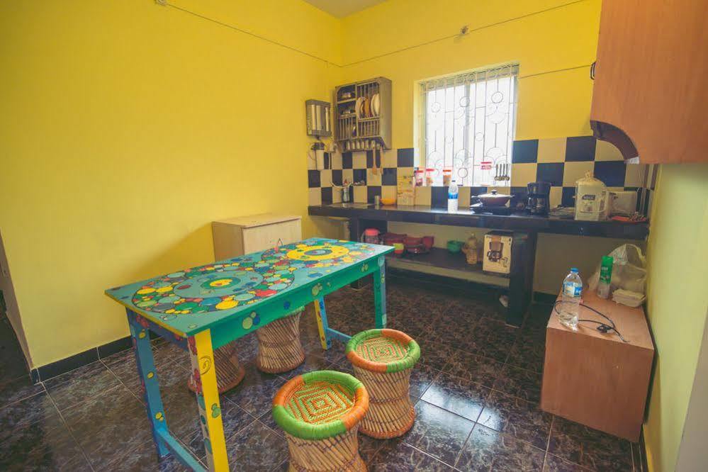 Anjuna By Roadhouse Hostels Goa Dış mekan fotoğraf